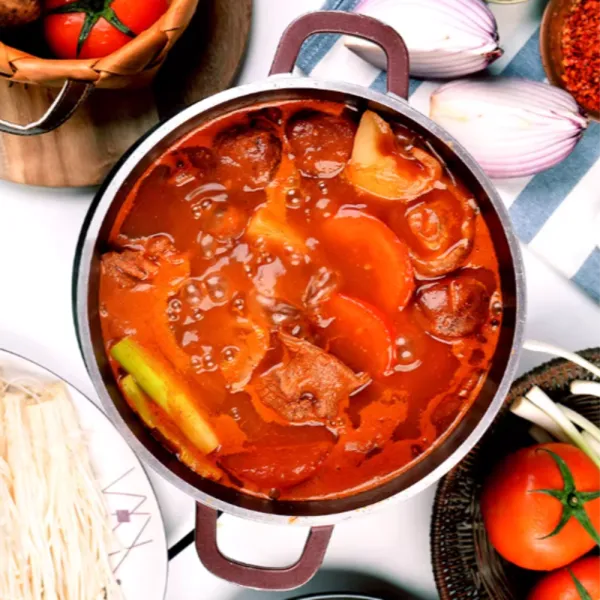 Caldo de sopa de tomate